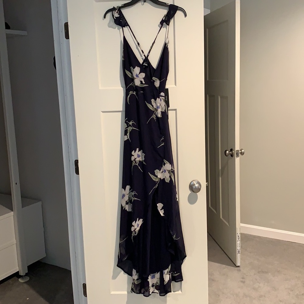 Lulus floral wrap dress size Large